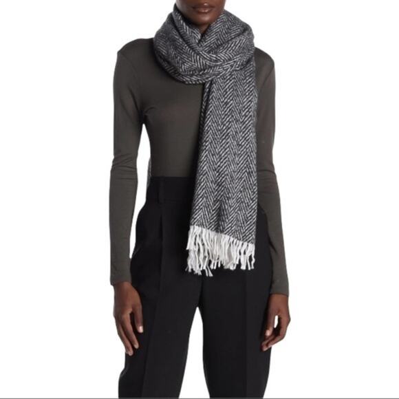 Amicale Wool Cashmere Blend Herringbone Scarf NWT